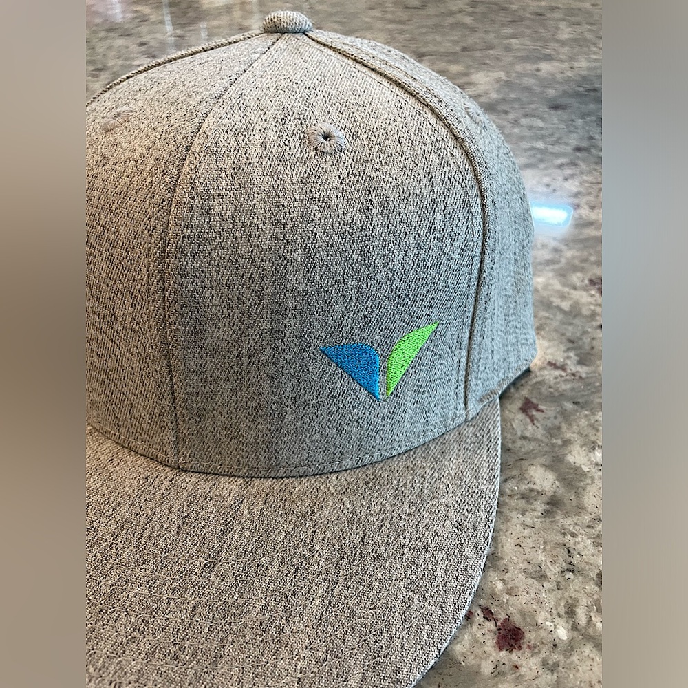 🚠Heather Gray Snowbird (Utah Ski Resort) Baseball Style Hat 7 1/4-7 5/8 Stretch